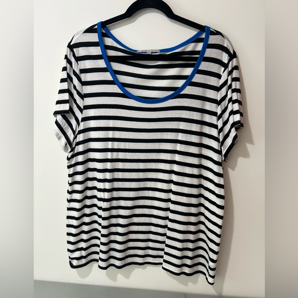 Gap ladies tee, size XXL